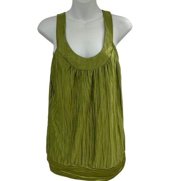 Amy Byer Green Pleated Summer Tank Top Camisole Shirt Blouse - Picture 1 of 9